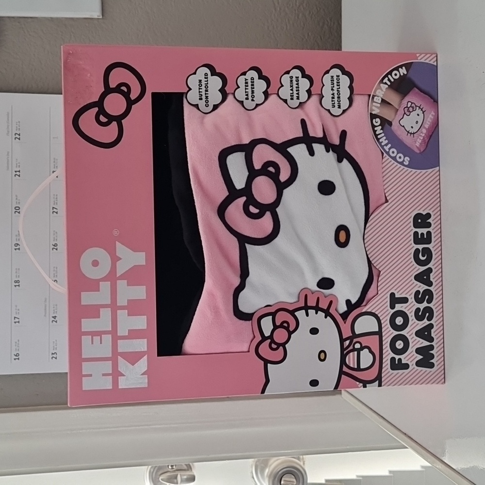 HELLO KITTY FOOT MASSAGER